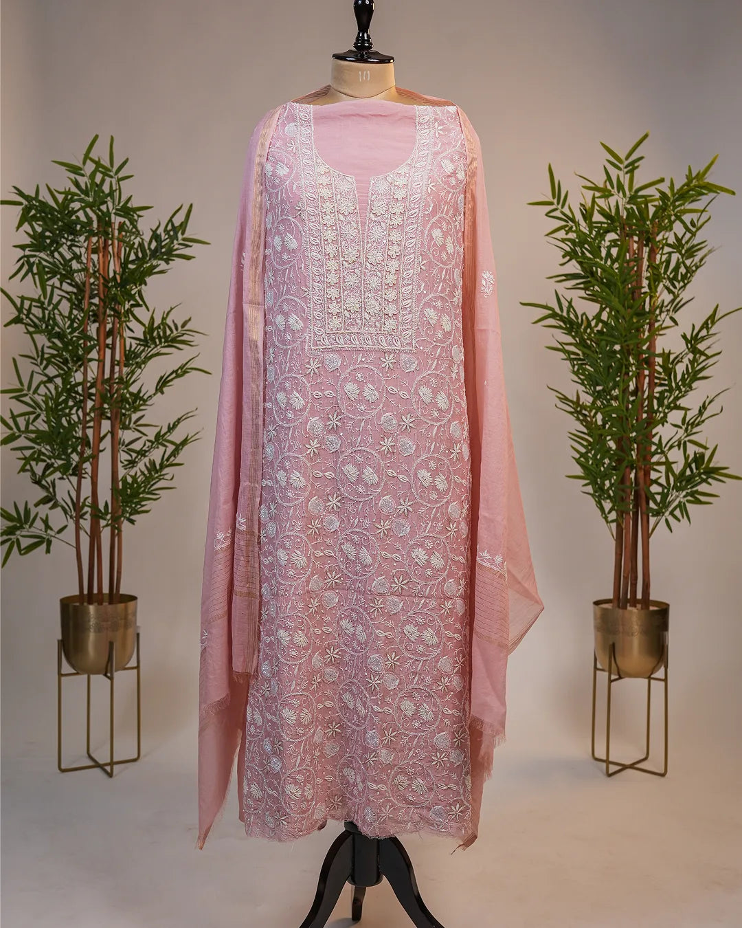 Blush Pink Handcrafted Lucknowi Chikankari Unstitched Ensemble With Dupatta